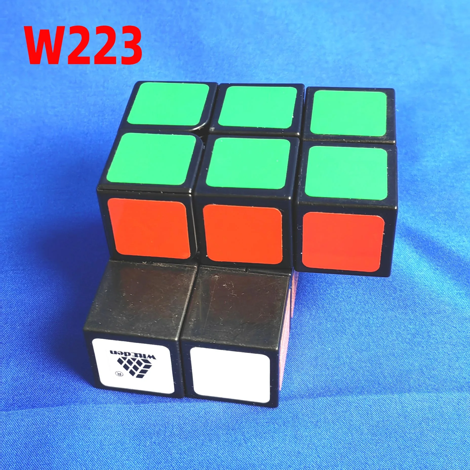 Кубик Рубика WitEden 2x2x3 (несимметричный) Neo Professional Speed, головоломка, развивающая игрушка
Кубик Рубика WitEden 2x2x3 (несимметричный) Neo Professional Speed, головоломка, развивающая игрушка