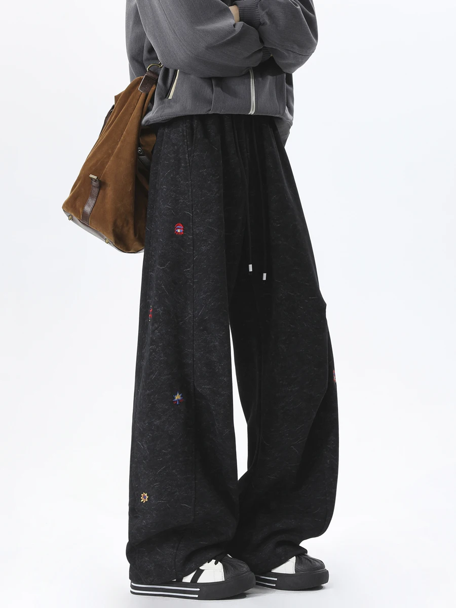 Мужские зимние утепленные повседневные брюки прямого кроя в американском стиле с вышивкой тай-дай, широкие штаны для молодежи, весенняя коллекция
Мужские зимние утепленные повседневные брюки прямого кроя в американском стиле с вышивкой тай-дай, широкие штаны для молодежи, весенняя коллекция