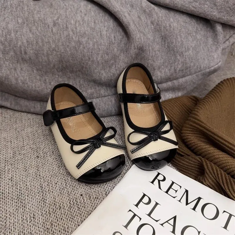 Girls Toddler Casual Shoes Spring Autumn Patchwork Children First Walker Shoes Princess Versatile Bowknot Kids Leather Shoes New
Girls Toddler Casual Shoes Spring Autumn Patchwork Children First Walker Shoes Princess Versatile Bowknot Kids Leather Shoes New