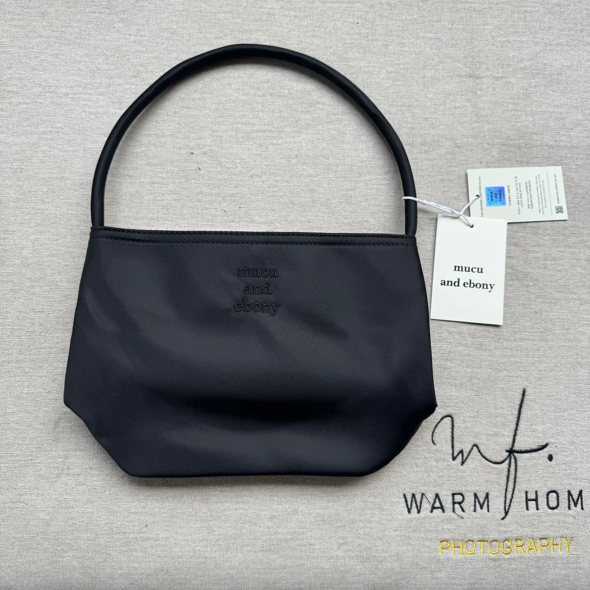 Mucu Tote Bag For Women Lightweight Hobo Purse Casual Work Shoulder Bag Handbag Crossbody Korean Style Nylon
Mucu Tote Bag For Women Lightweight Hobo Purse Casual Work Shoulder Bag Handbag Crossbody Korean Style Nylon