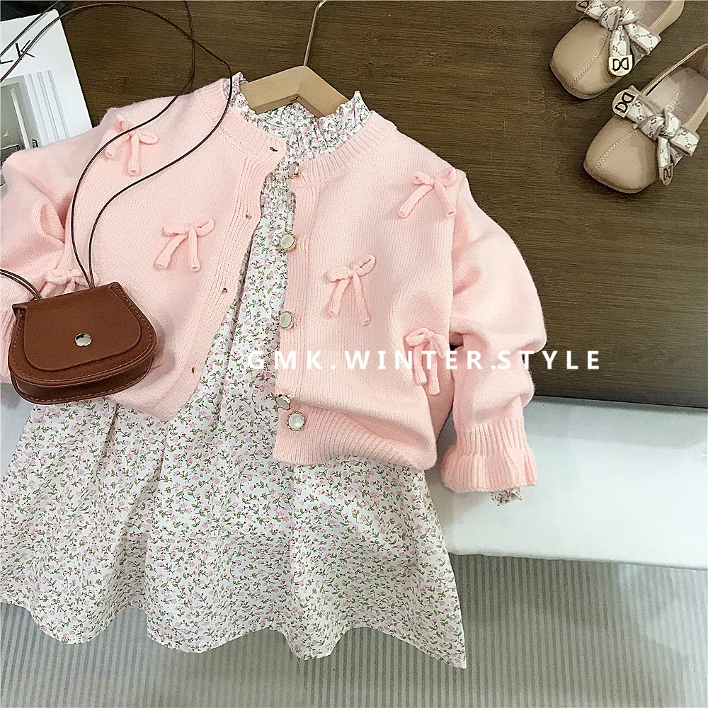 Girls' spring new ladylike style sweet floral dress bow knitted cardigan sweater jacket
Girls' spring new ladylike style sweet floral dress bow knitted cardigan sweater jacket