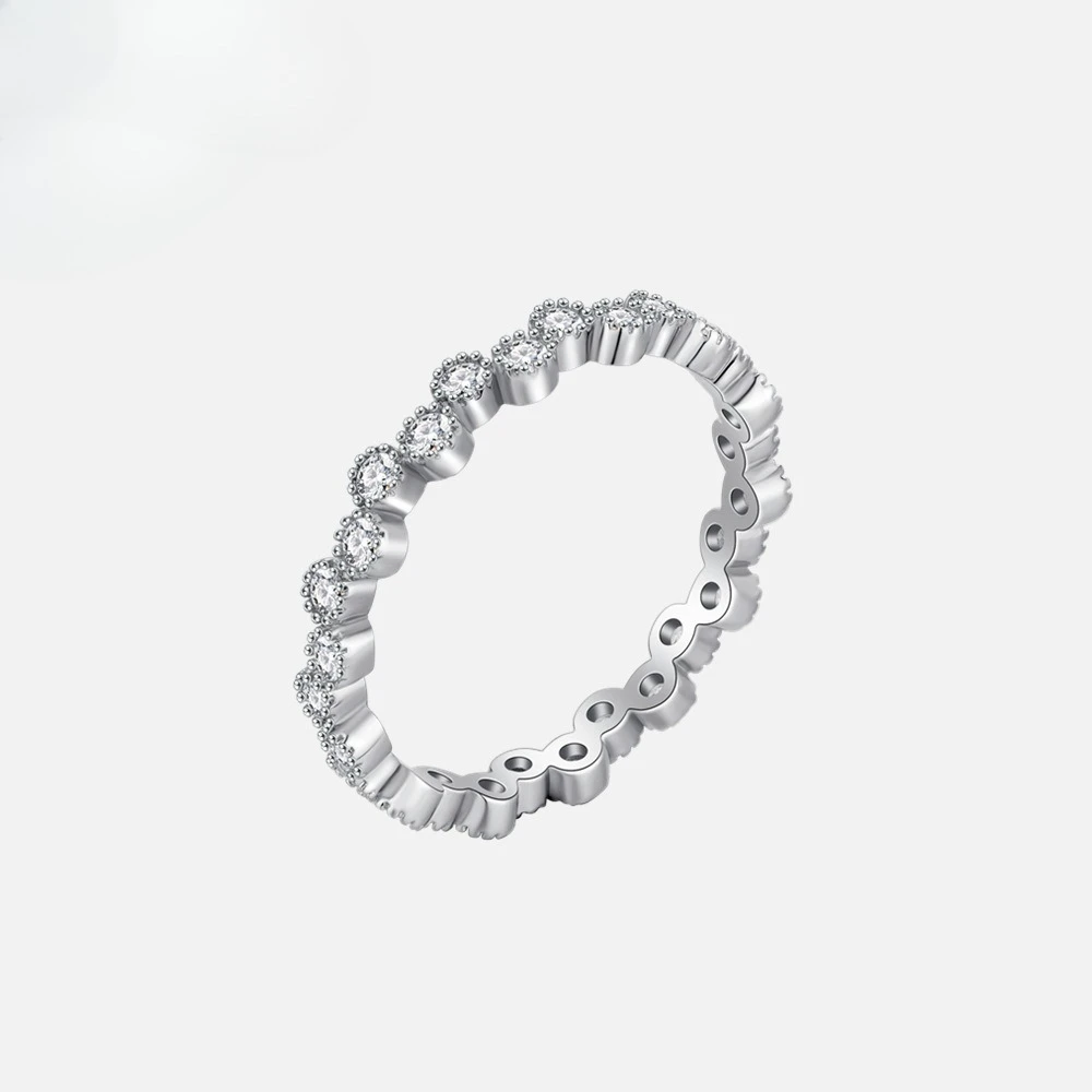 New S925 silver micro inlaid circular diamond ring for women, simple and versatile fashion tail ring, wedding jewelry
New S925 silver micro inlaid circular diamond ring for women, simple and versatile fashion tail ring, wedding jewelry