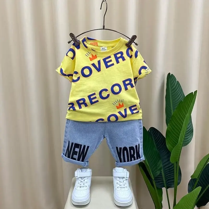 New Boy Summer Streetwear Quick Dry Sports Set - Children's Two Piece Outfit with Short Sleeve T-Shirt And Shorts Loose Fit
New Boy Summer Streetwear Quick Dry Sports Set - Children's Two Piece Outfit with Short Sleeve T-Shirt And Shorts Loose Fit