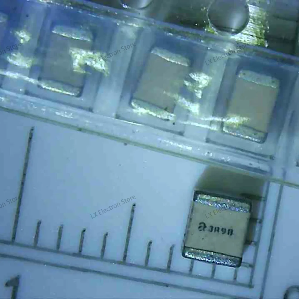 New CAP ATC100B3R9BW500XTV ATC100B5R6JW500XT ATC100B Series High-Q Multilayer Porcelain Capacitor 3.9pF 5.6pF 500V
New CAP ATC100B3R9BW500XTV ATC100B5R6JW500XT ATC100B Series High-Q Multilayer Porcelain Capacitor 3.9pF 5.6pF 500V