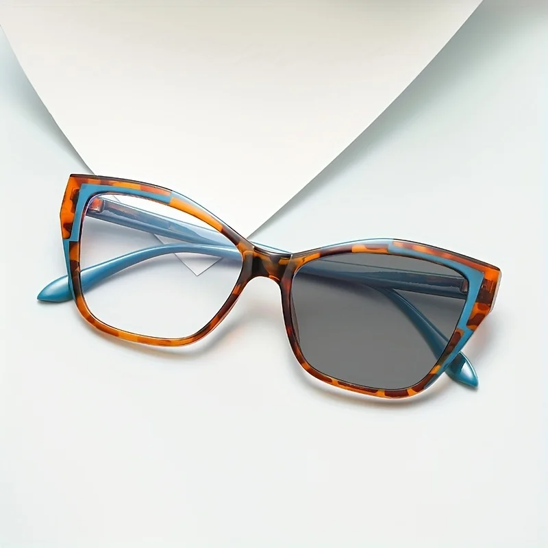 1pcs Versatile color changing anti blue light glasses, eye protection, cat eye frames, men's and women's fashionable sunglasses
1pcs Versatile color changing anti blue light glasses, eye protection, cat eye frames, men's and women's fashionable sunglasses