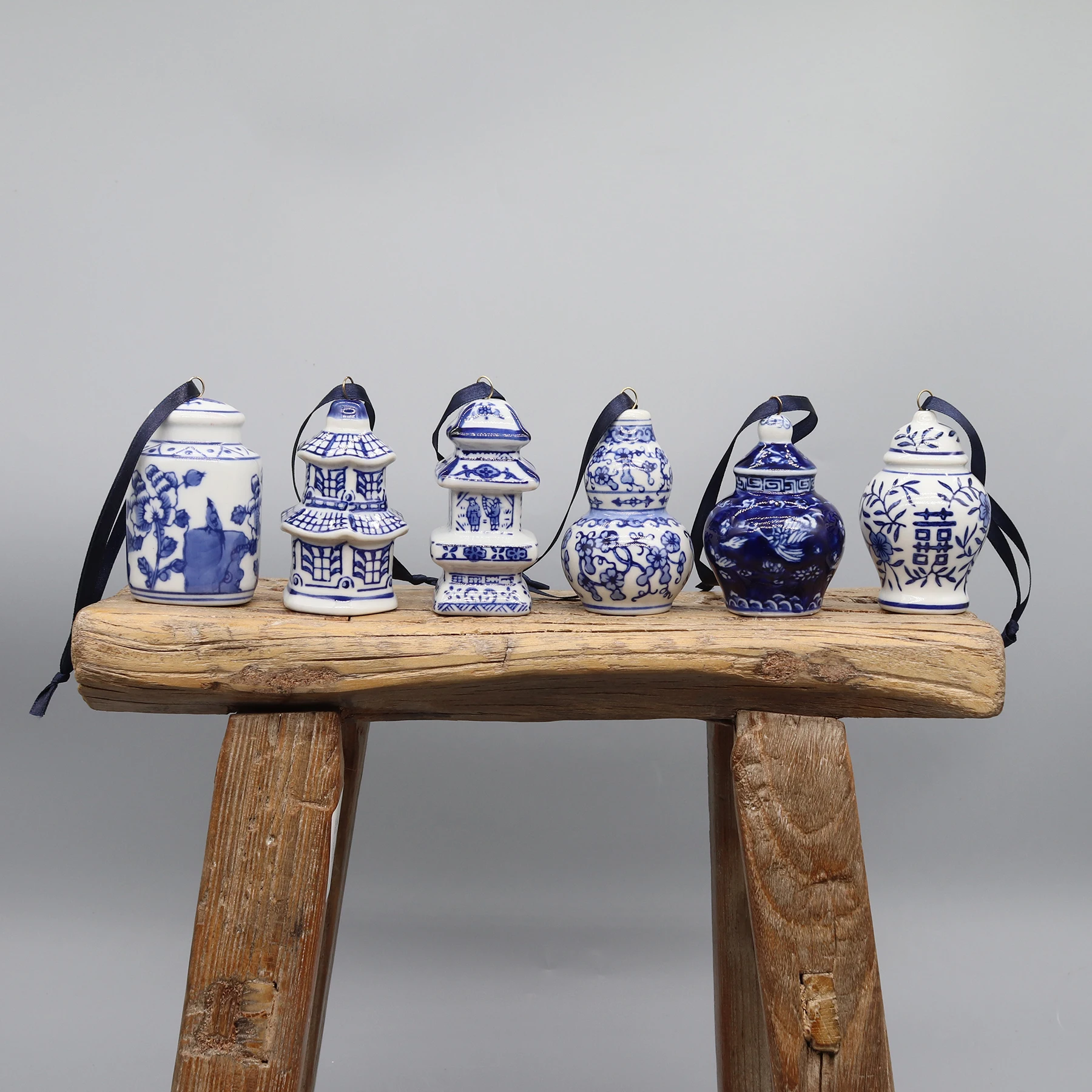 Set of Ceramic Pendants, Christmas Hanging Ornaments, Ceramic Jar Minatures, Home Decoration
Set of Ceramic Pendants, Christmas Hanging Ornaments, Ceramic Jar Minatures, Home Decoration