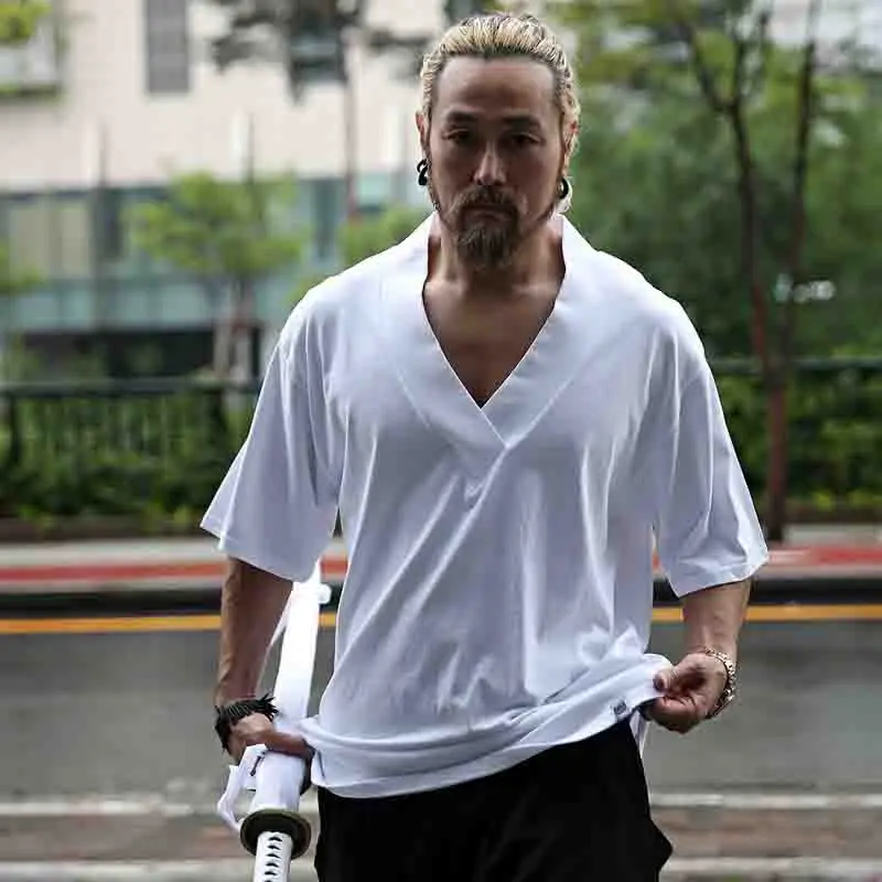 Spring And Summer Dark Men's V-Neck Short Sleeved T-Shirt Japanese Men's Fashion Trend Loose Casual Pullover Bottoming Shirt
Spring And Summer Dark Men's V-Neck Short Sleeved T-Shirt Japanese Men's Fashion Trend Loose Casual Pullover Bottoming Shirt