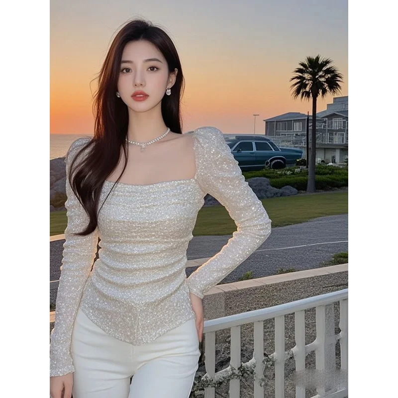 Fashionable Square Neck Top New Women's Autumn Sweet Cool Hot Girl Style Design Chic Sequined Bottoming T-shirt
Fashionable Square Neck Top New Women's Autumn Sweet Cool Hot Girl Style Design Chic Sequined Bottoming T-shirt