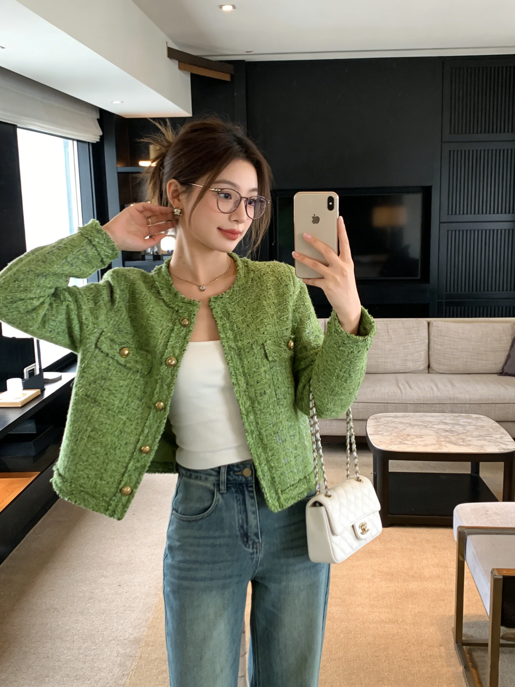 Elegant Short Outerwear for Women round Neck Long Sleeve Loose Fit Fashionable Spring Autumn Style Li Xing Meng Brand
Elegant Short Outerwear for Women round Neck Long Sleeve Loose Fit Fashionable Spring Autumn Style Li Xing Meng Brand