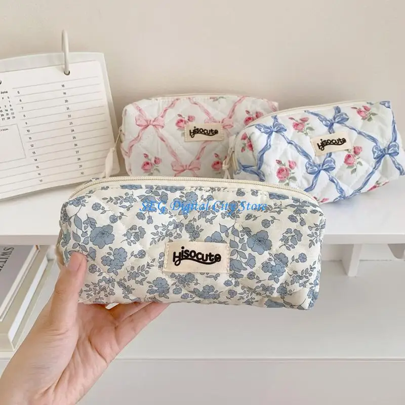 U75B Large Capacity Pencil Bag Bows Pencil Case Floral Print Pen Bag Pencil Box For Organizing School Supplies
U75B Large Capacity Pencil Bag Bows Pencil Case Floral Print Pen Bag Pencil Box For Organizing School Supplies