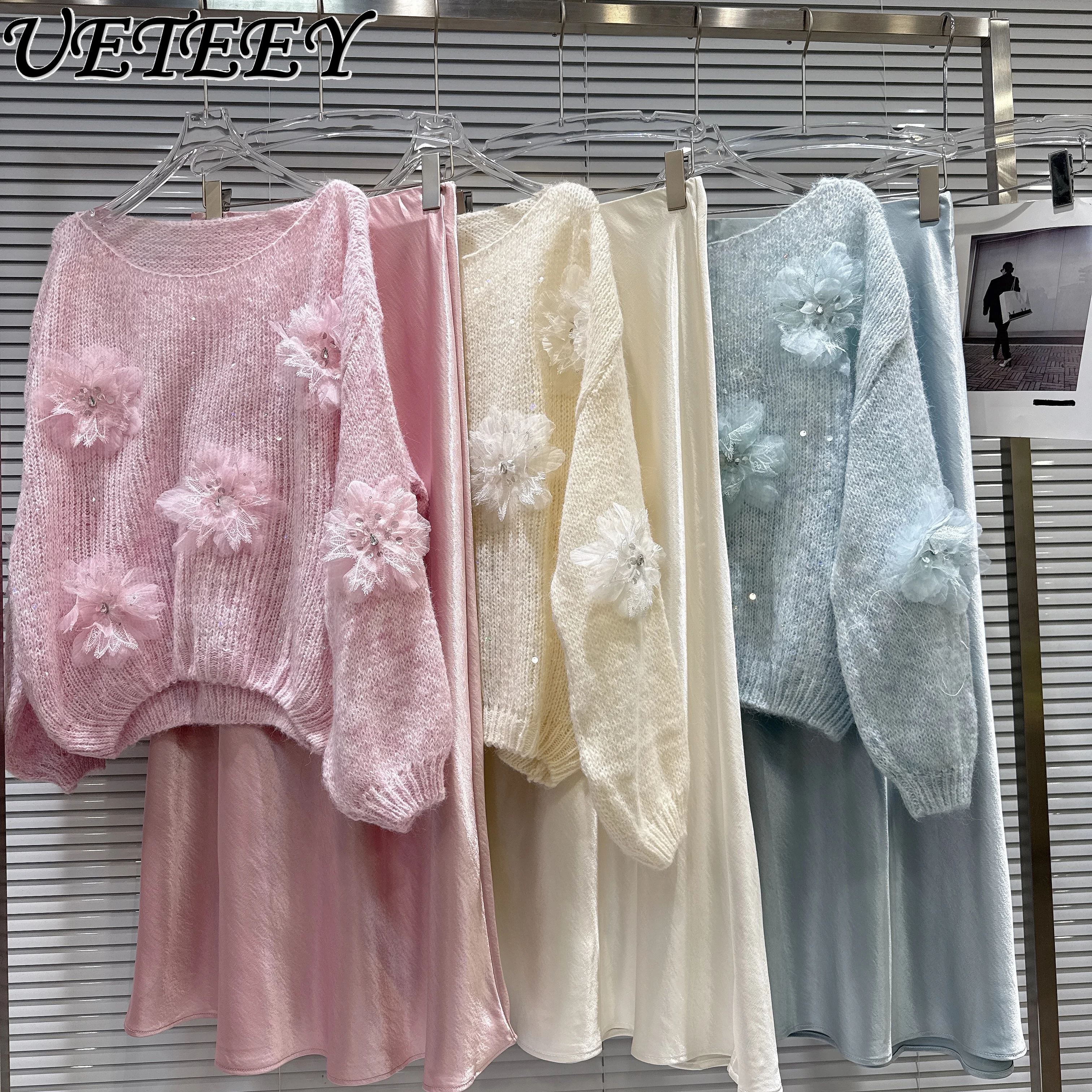 2025 Autumn New French Sweet Lace Flower Sequins Knitted Sweater Pullover Jacket Satin High Waist Long Skirt 2 Piece Sets Women
2025 Autumn New French Sweet Lace Flower Sequins Knitted Sweater Pullover Jacket Satin High Waist Long Skirt 2 Piece Sets Women