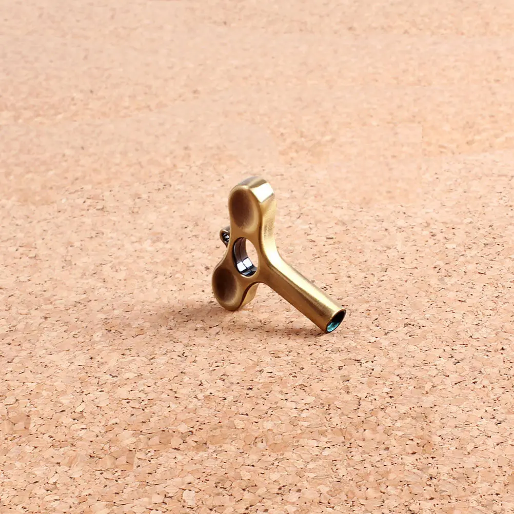 Прочный металлический ключ для барабанов с бронзовой отделкой, для затяжки барабанных головок, инструмент для настройки с плавным ходом для всех стандартных барабанов
Прочный металлический ключ для барабанов с бронзовой отделкой, для затяжки барабанных головок, инструмент для настройки с плавным ходом для всех стандартных барабанов