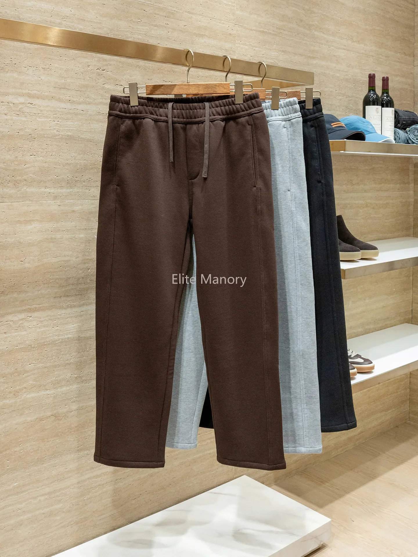 Cold winter hot lava integrated fleece men's thickened fleece thermal straight sports casual pants
Cold winter hot lava integrated fleece men's thickened fleece thermal straight sports casual pants