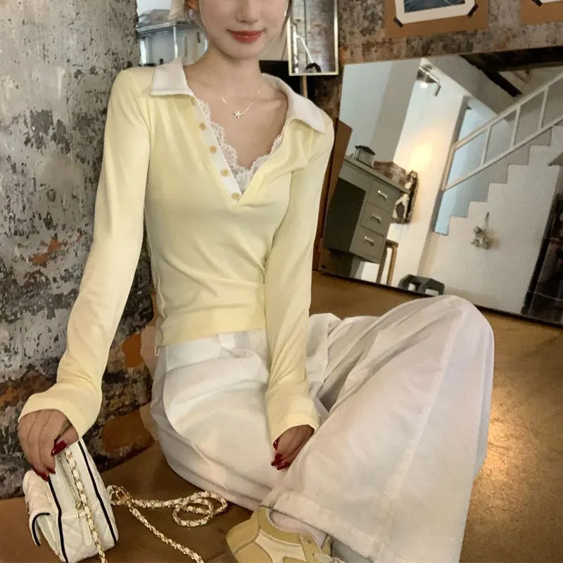 Корейские поддельные рубашки поло из двух предметов, осенние новые стильные кружевные лоскутные женские одежды, повседневные однотонные футболки с лацканами для поездок на работу
Корейские поддельные рубашки поло из двух предметов, осенние новые стильные кружевные лоскутные женские одежды, повседневные однотонные футболки с лацканами для поездок на работу