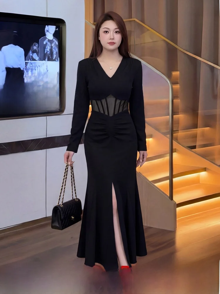 Slimming Design Bla T-irt And High Waist A-Line Skirt Two-Piece Set for plus Size Women Korean Sle Commute Faion
Slimming Design Bla T-irt And High Waist A-Line Skirt Two-Piece Set for plus Size Women Korean Sle Commute Faion