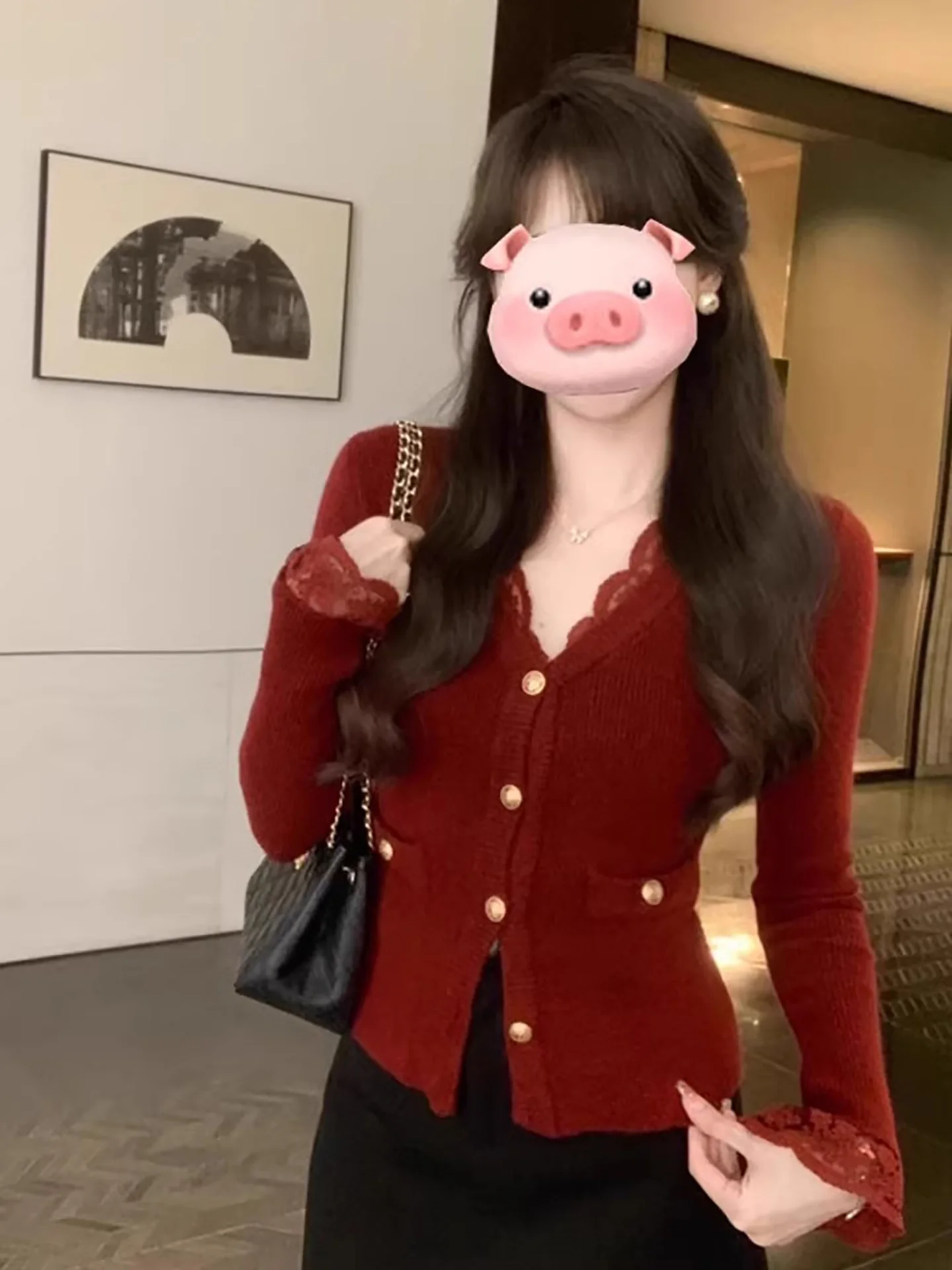 Корейский красный вязаный кардиган с V-образным вырезом и кружевом, облегающий, для женщин, осенне-зимний, базовый топ для ношения под одеждой
Корейский красный вязаный кардиган с V-образным вырезом и кружевом, облегающий, для женщин, осенне-зимний, базовый топ для ношения под одеждой