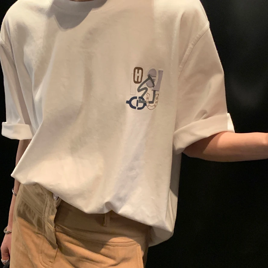 Ele Women's White Leather T-irt Embroidered Cotton Hollow out Design High Faion Ladies' Silk Top Autumn Season
Ele Women's White Leather T-irt Embroidered Cotton Hollow out Design High Faion Ladies' Silk Top Autumn Season