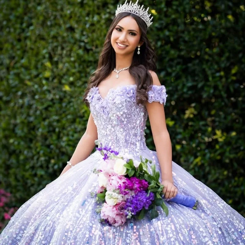 Блестящие лавандовые платья Quinceanera по индивидуальному заказу с открытыми плечами, тюлевая аппликация с блестками, кружевное платье Vestido De 15, Quinceanera
Блестящие лавандовые платья Quinceanera по индивидуальному заказу с открытыми плечами, тюлевая аппликация с блестками, кружевное платье Vestido De 15, Quinceanera