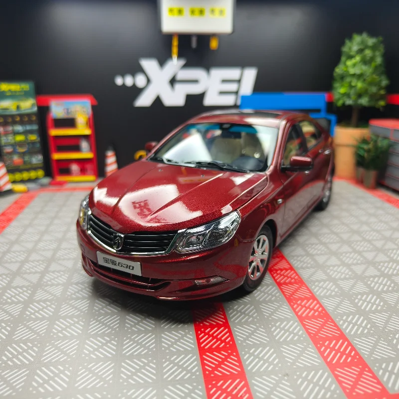 Литой под давлением масштаб 1:18 Baojun 630, полнодверная модель автомобиля из сплава, Коллекционная игрушка, подарок, сувенир, демонстрационный орнамент
Литой под давлением масштаб 1:18 Baojun 630, полнодверная модель автомобиля из сплава, Коллекционная игрушка, подарок, сувенир, демонстрационный орнамент