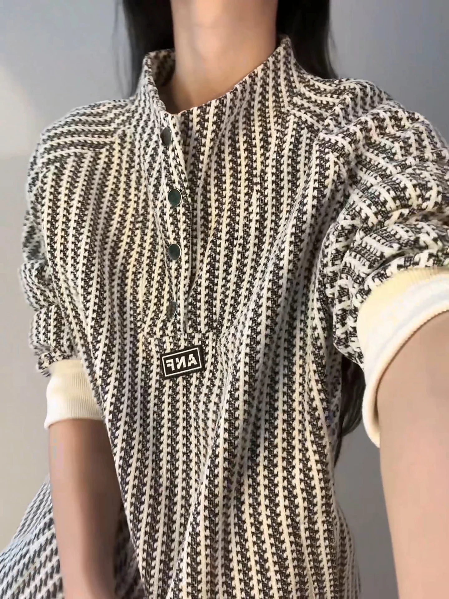 Men's Fibone Pattern Button up Sweatirt American Sle Hard And Stiff Stand Collar Top Haome Couple Outerwear
Men's Fibone Pattern Button up Sweatirt American Sle Hard And Stiff Stand Collar Top Haome Couple Outerwear