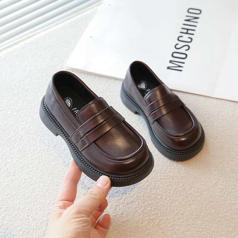 New Children's Leather Shoes School Uniform Versatile Girls Causal Loafers Simple Fashion Kids Princess Mary Jane Shoes Non-slip
New Children's Leather Shoes School Uniform Versatile Girls Causal Loafers Simple Fashion Kids Princess Mary Jane Shoes Non-slip
