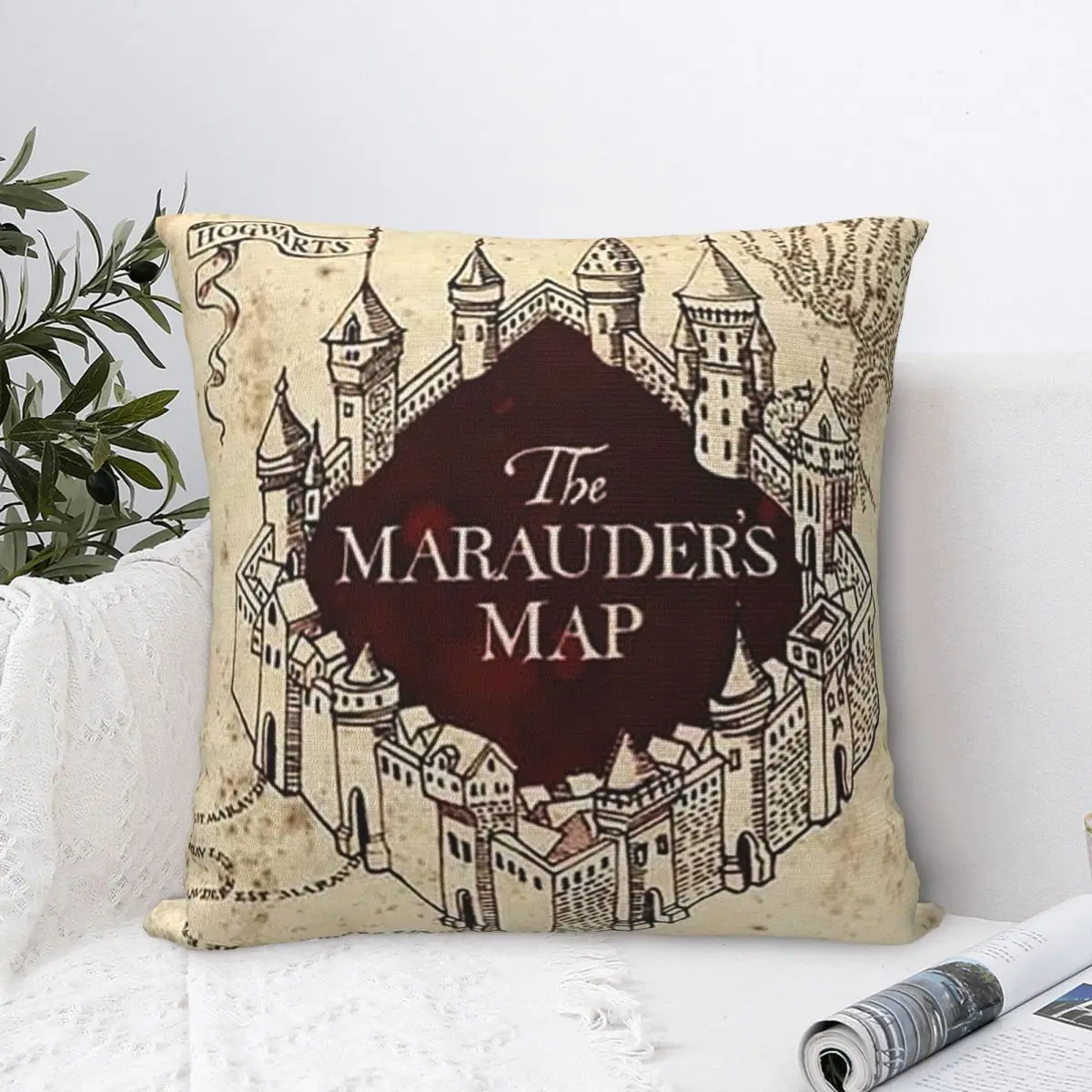 Наволочка Magic Marauders, полиэстеровая подушка, удобная декоративная подушка для дивана, декоративные подушки, используемые для дома, спальни, гостиной
Наволочка Magic Marauders, полиэстеровая подушка, удобная декоративная подушка для дивана, декоративные подушки, используемые для дома, спальни, гостиной