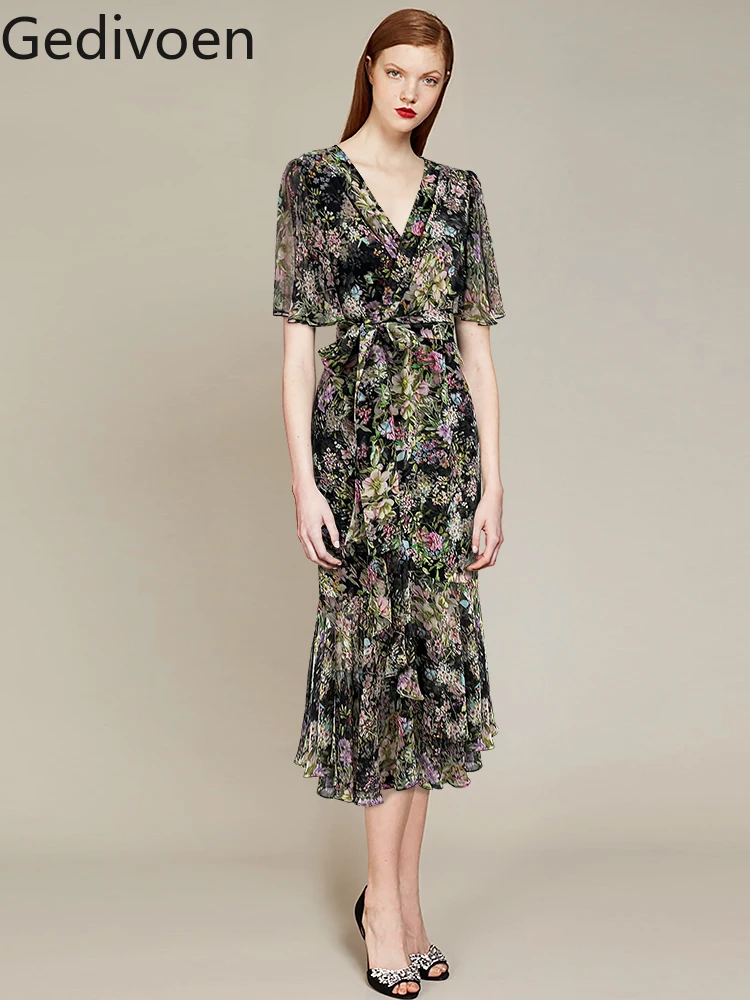 Gedivoen Summer Fashion Runway Designer Dresses Women's Bohemian Small Floral Print Lace Up Sashes Chiffon Temperament Dresses
Gedivoen Summer Fashion Runway Designer Dresses Women's Bohemian Small Floral Print Lace Up Sashes Chiffon Temperament Dresses