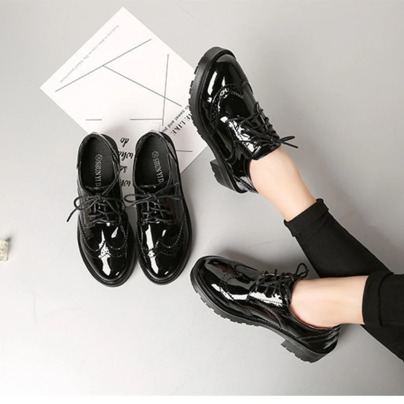 Spring Women Oxford Shoes Comfort Lady Brogue 2026Polish Designer Low-heeled Casual Shoes British Style Women Shoes
Spring Women Oxford Shoes Comfort Lady Brogue 2026Polish Designer Low-heeled Casual Shoes British Style Women Shoes