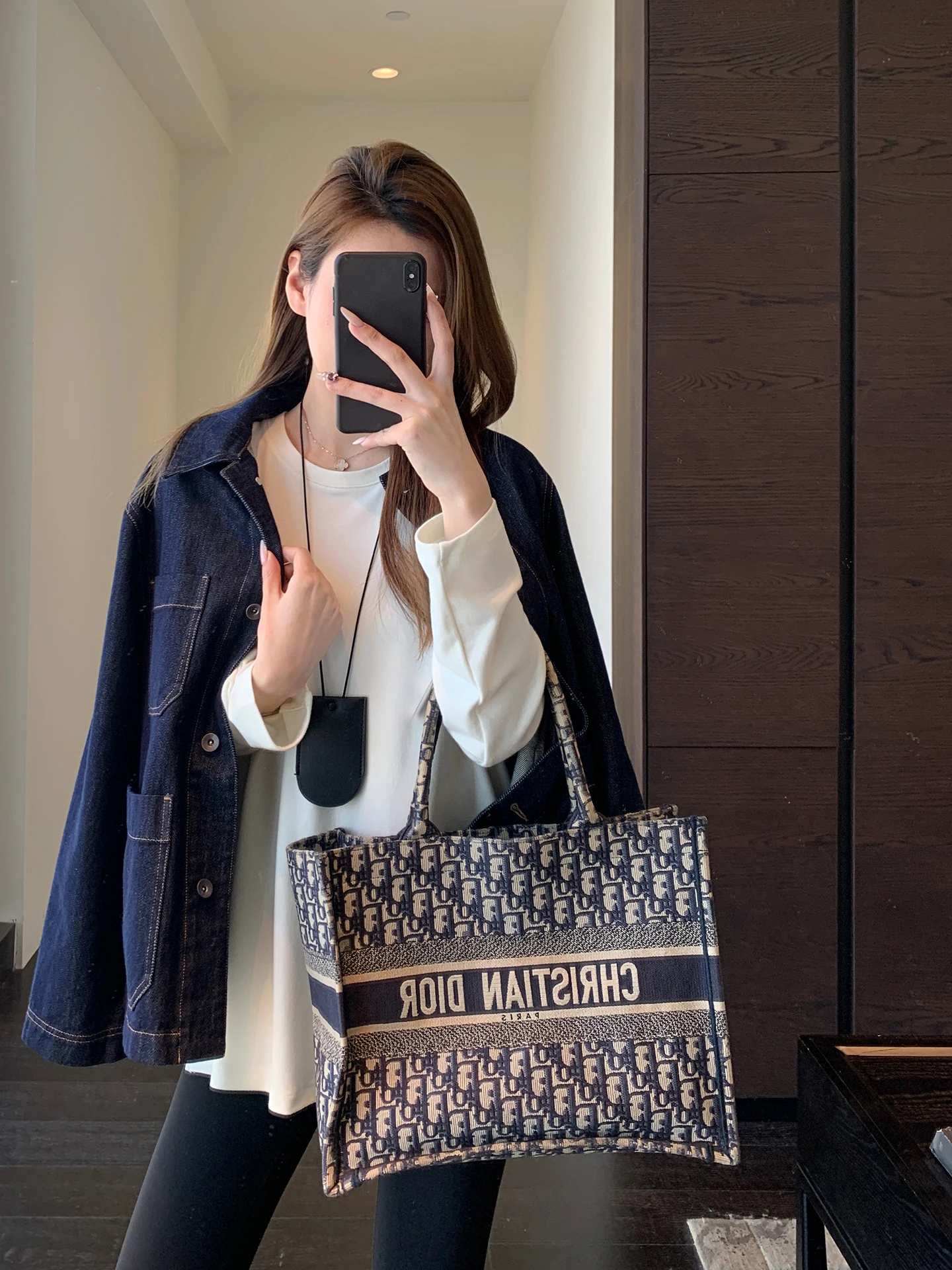 Slimming Vintage Denim Jacket Women's Top Early Spring 2026 New Style AMR UU High Quality Fashion Outerwear Short Coat
Slimming Vintage Denim Jacket Women's Top Early Spring 2026 New Style AMR UU High Quality Fashion Outerwear Short Coat
