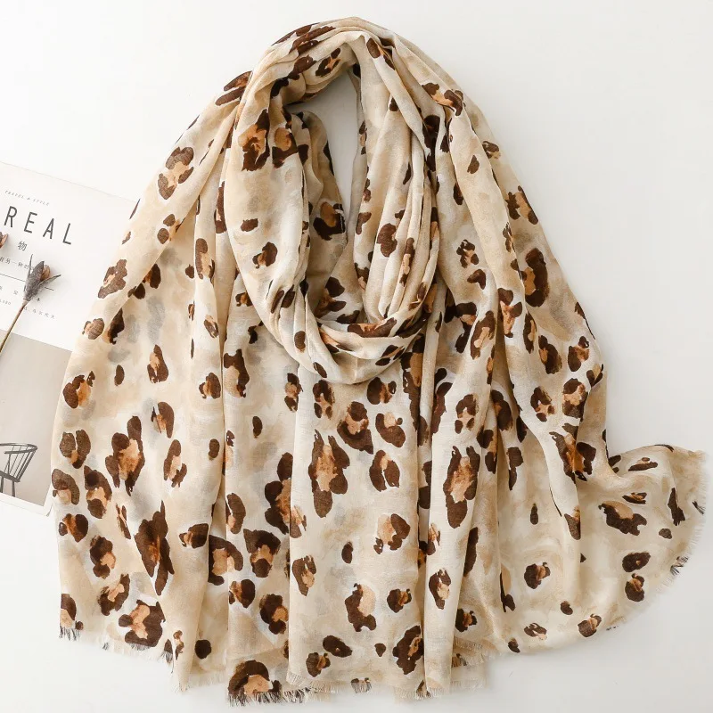 88*180cm Leopard Print Women Viscose Scarf Summer Beach Shawl Cotton Linen Feeling Tassel Pashmina Muslim Hijab Wrap Lady
88*180cm Leopard Print Women Viscose Scarf Summer Beach Shawl Cotton Linen Feeling Tassel Pashmina Muslim Hijab Wrap Lady