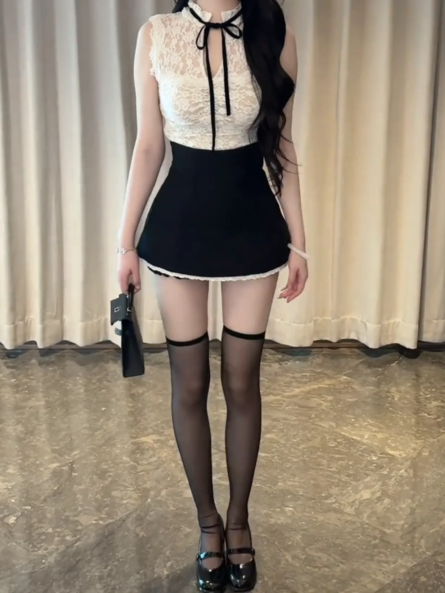 Summer Slim Fit Lace Hollow out Stand Collar Sleeveless Top And High Waist A-Line Short Skirt Set Women's Fashion plus Size
Summer Slim Fit Lace Hollow out Stand Collar Sleeveless Top And High Waist A-Line Short Skirt Set Women's Fashion plus Size