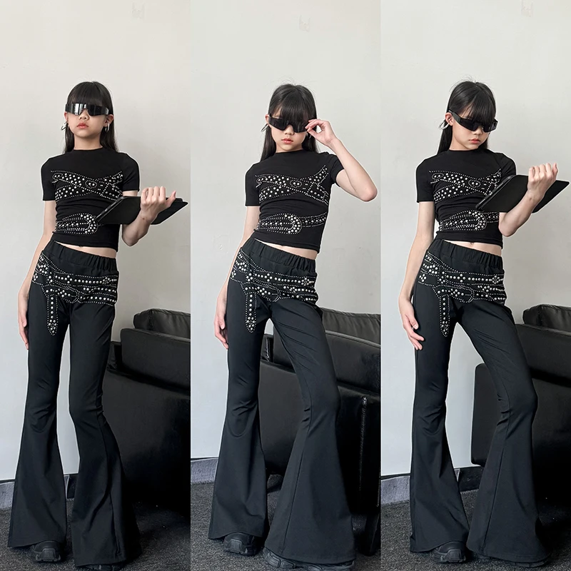 2026 Children Modern Jazz Dance Costumes For Girls Group Black Kpop Outfits Street Dancewear Hip Hop Dance Rave Clothes DQS22578
2026 Children Modern Jazz Dance Costumes For Girls Group Black Kpop Outfits Street Dancewear Hip Hop Dance Rave Clothes DQS22578