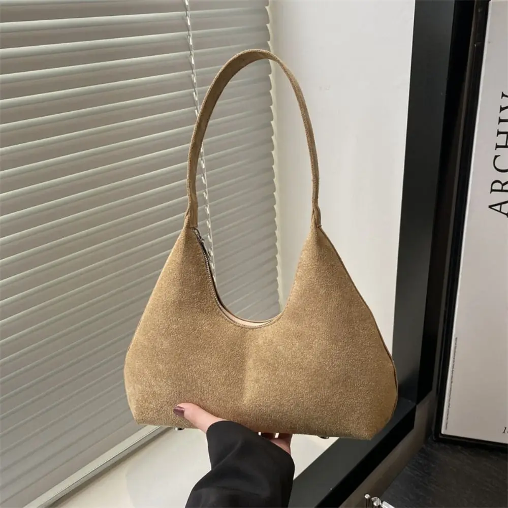 Trendy New Design Suede Shoulder Bag Solid Color Vintage Retro Underarm Bag Luxury Korean Women's Handbag Female
Trendy New Design Suede Shoulder Bag Solid Color Vintage Retro Underarm Bag Luxury Korean Women's Handbag Female