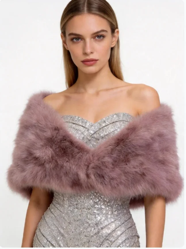 Women's Real Ostrich Feather Fur Bolero Shrug Fluffy Evening Wrap Wrap Style Fluffy Shrug Ostrich Feather Fur Evening Wrap
Women's Real Ostrich Feather Fur Bolero Shrug Fluffy Evening Wrap Wrap Style Fluffy Shrug Ostrich Feather Fur Evening Wrap