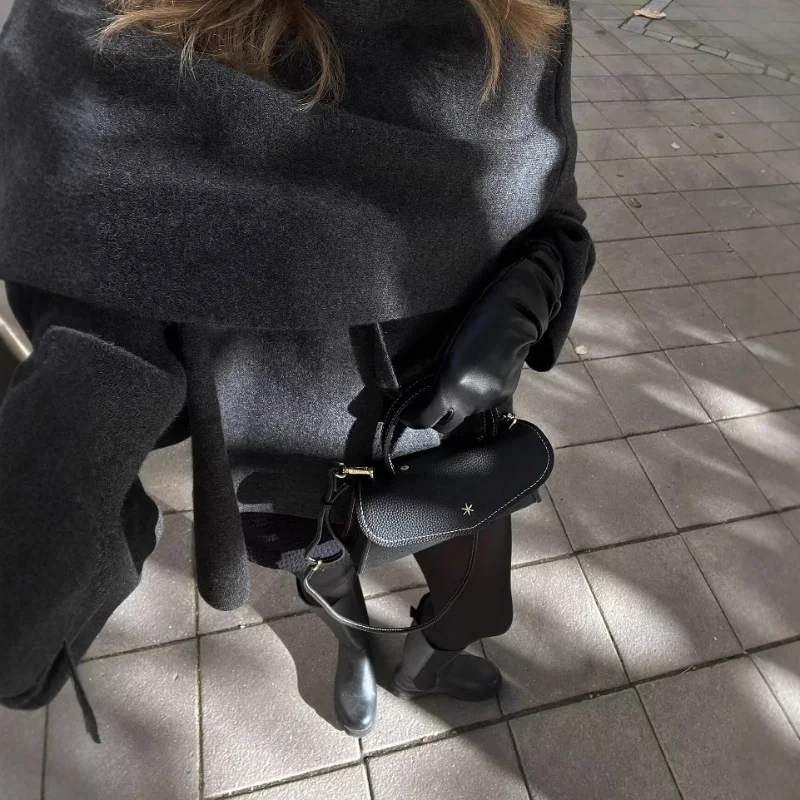Vintage Casual-chic Scarf Collar Coat Sophisticated Versatile Jacket Stylish Timeless Casual Outerwear Autumn Women's Streetwear
Vintage Casual-chic Scarf Collar Coat Sophisticated Versatile Jacket Stylish Timeless Casual Outerwear Autumn Women's Streetwear