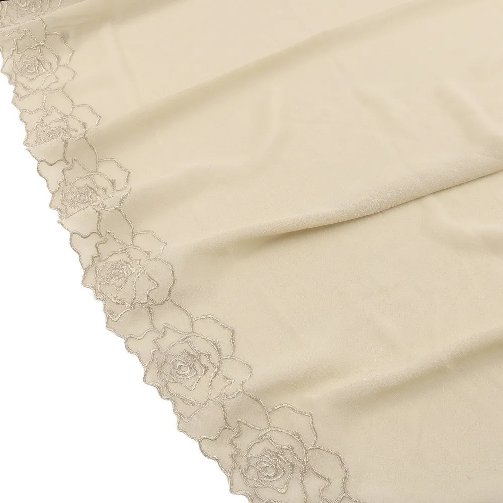 Универсальный элегантный платок с вышивкой розы, шифоновый шарф-хиджаб, дышащие шарфы для женщин
Универсальный элегантный платок с вышивкой розы, шифоновый шарф-хиджаб, дышащие шарфы для женщин