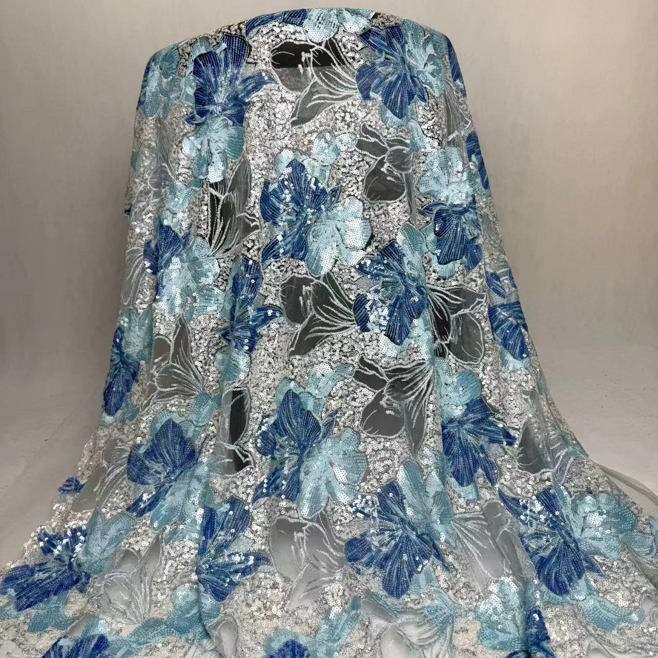 Floral sequin fabric materials for wedding dresses and party dresses, Sequin embroidery fabric for design
Floral sequin fabric materials for wedding dresses and party dresses, Sequin embroidery fabric for design