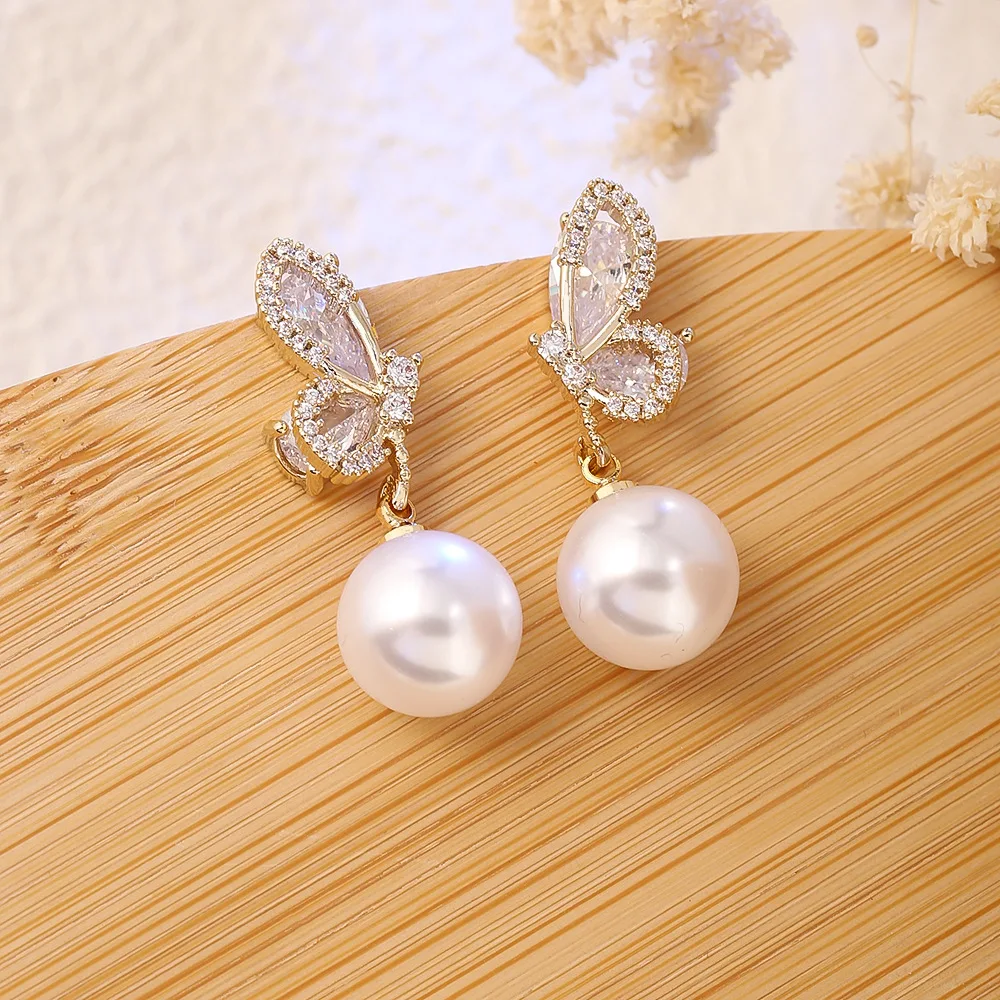 High-end butterfly pearl earrings micro-encrusted zircon silver needle earrings for women high-end and elegant earrings
High-end butterfly pearl earrings micro-encrusted zircon silver needle earrings for women high-end and elegant earrings