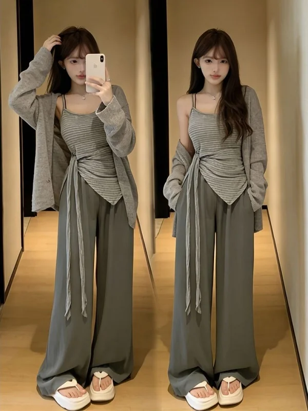 Fashionable Plaid Strap Cardigan Jacket And Long Pants Three-Piece Set Women's Spring 2026 Polyester Fiber Slim Fit Style
Fashionable Plaid Strap Cardigan Jacket And Long Pants Three-Piece Set Women's Spring 2026 Polyester Fiber Slim Fit Style