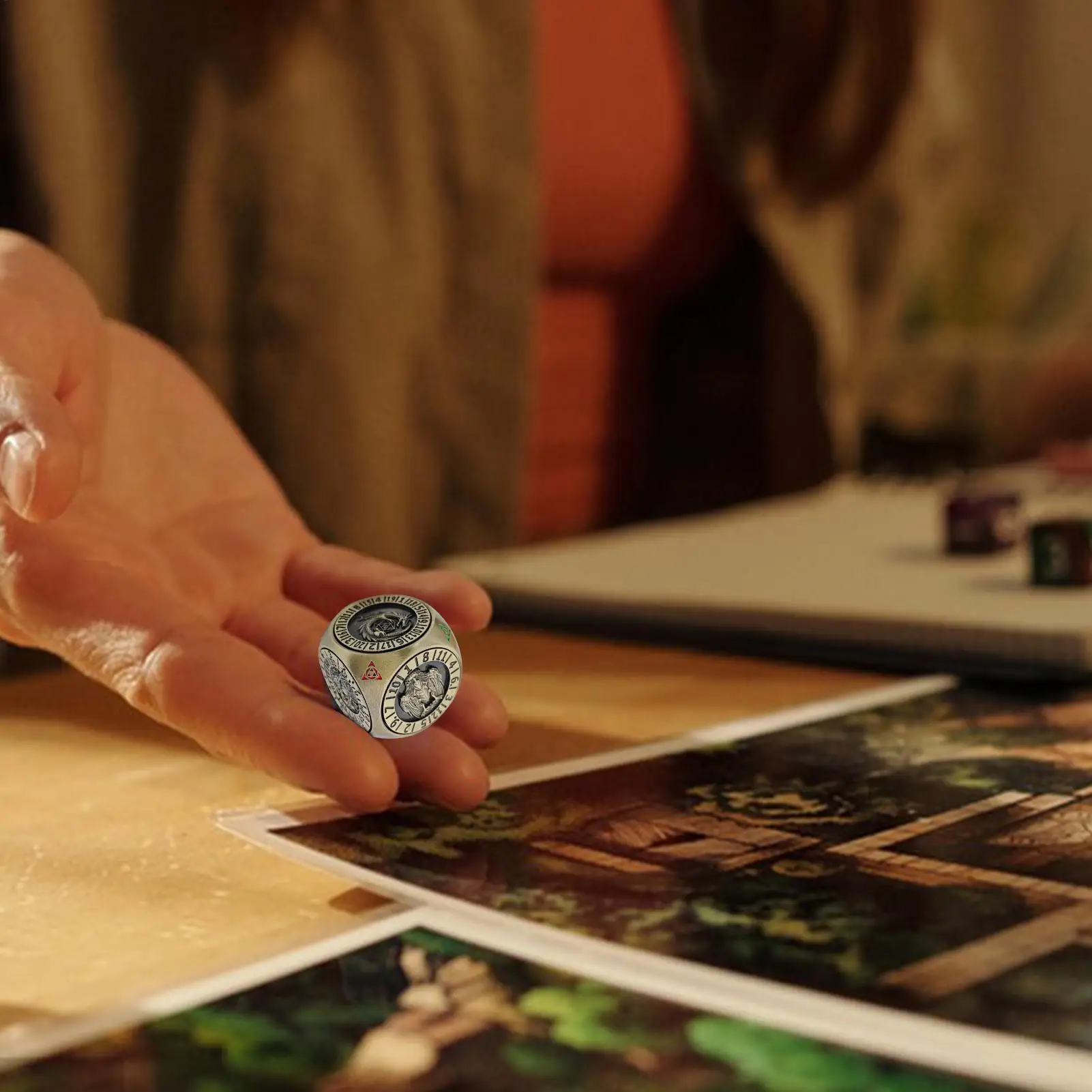 Ролевые игровые кости, 6-сторонние металлические вечеринки, игровой набор вращающихся кубиков, портативные принадлежности для сбора для соревнований, развлечений
Ролевые игровые кости, 6-сторонние металлические вечеринки, игровой набор вращающихся кубиков, портативные принадлежности для сбора для соревнований, развлечений