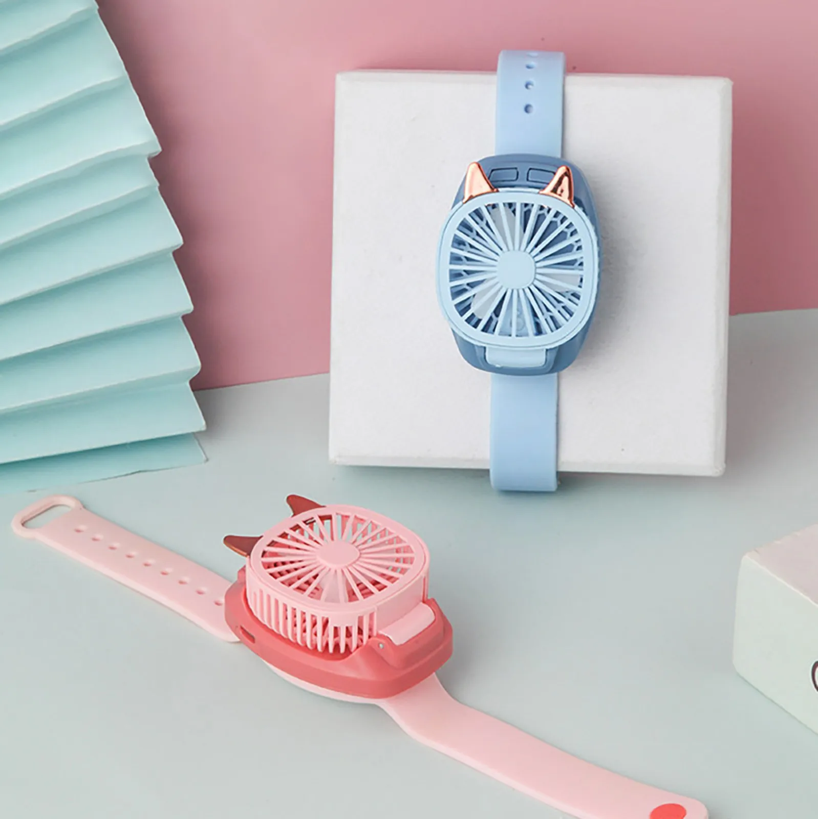 Portable Wrist Strap Mini Watch Hand Held Fan USB Charging Small Rechargeable Fans With Colorful LED Lights Cartoon Cat Design
Portable Wrist Strap Mini Watch Hand Held Fan USB Charging Small Rechargeable Fans With Colorful LED Lights Cartoon Cat Design