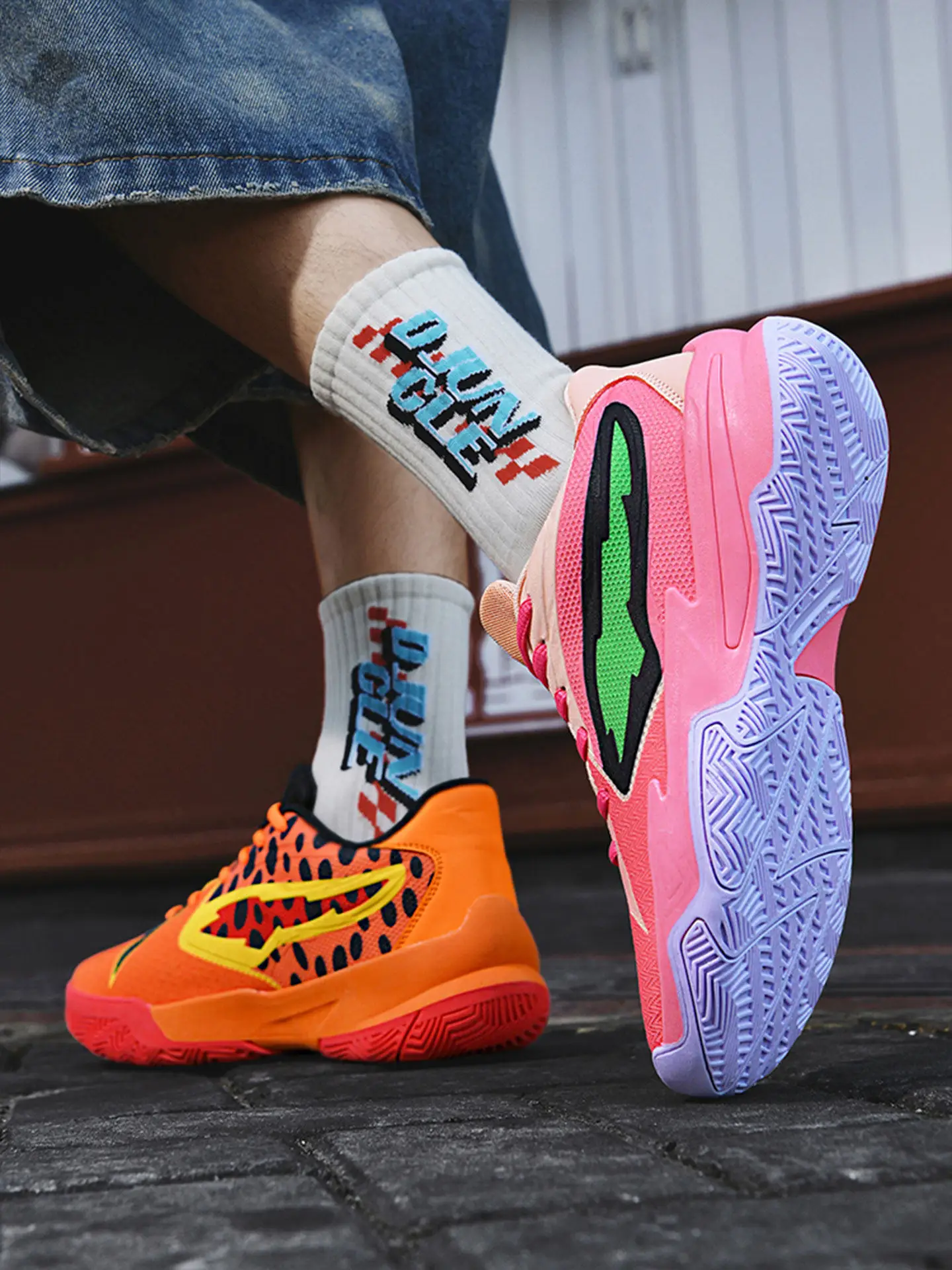 Men's Sports Basketball Shoes: Breathable, Cushioned and Non-Slip Unisex Sports Shoes, Basketball Shoes and Hiking Shoes
Men's Sports Basketball Shoes: Breathable, Cushioned and Non-Slip Unisex Sports Shoes, Basketball Shoes and Hiking Shoes