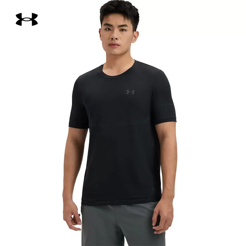 Under Armour Short-sleeved summer sports outfit for running training, breathable and comfortable casual T-shirt 1370441-001
Under Armour Short-sleeved summer sports outfit for running training, breathable and comfortable casual T-shirt 1370441-001