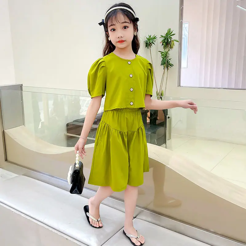 Girls Sets Summer 2025 Fashion Casual Trendy Children's Short-sleeved Shorts Two-piece Sports Suits for School Students 12 Years
Girls Sets Summer 2025 Fashion Casual Trendy Children's Short-sleeved Shorts Two-piece Sports Suits for School Students 12 Years