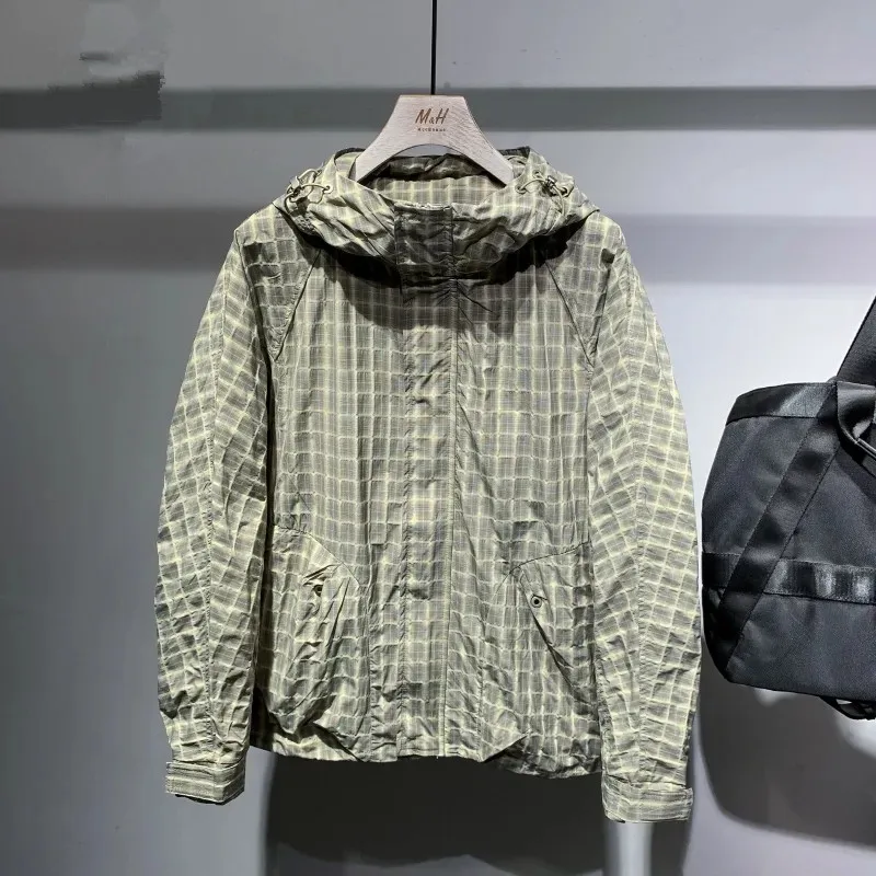 Men's Clothing New Korean Fashion Casual Plaid Hooded Jackets For Men All-match Pleated spring Autumn Loose Top Casual Male Coat
Men's Clothing New Korean Fashion Casual Plaid Hooded Jackets For Men All-match Pleated spring Autumn Loose Top Casual Male Coat