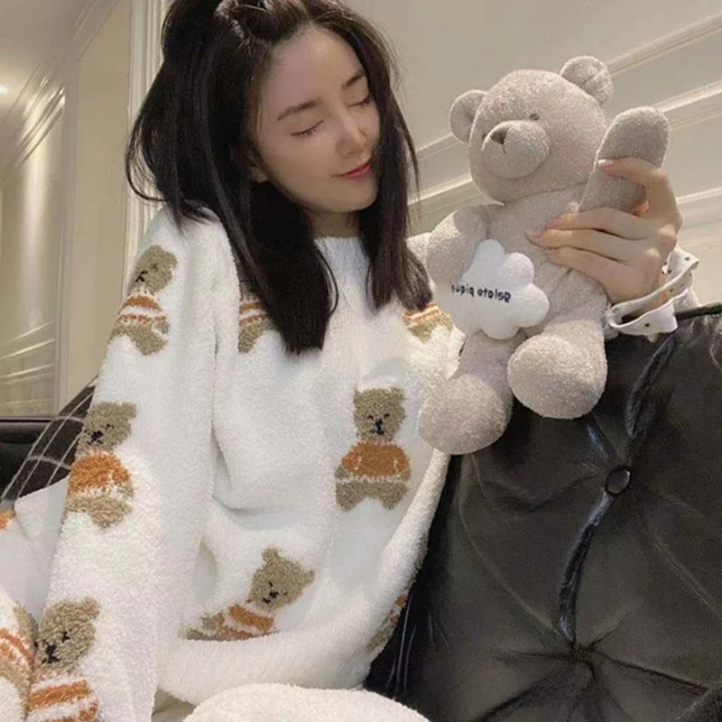 Cute Cartoon Bear Half-Fleece Thickened Winter Pajamas Women's Home Clothes Set Warm Youth Long Sleeve round Neck Sleepwear
Cute Cartoon Bear Half-Fleece Thickened Winter Pajamas Women's Home Clothes Set Warm Youth Long Sleeve round Neck Sleepwear