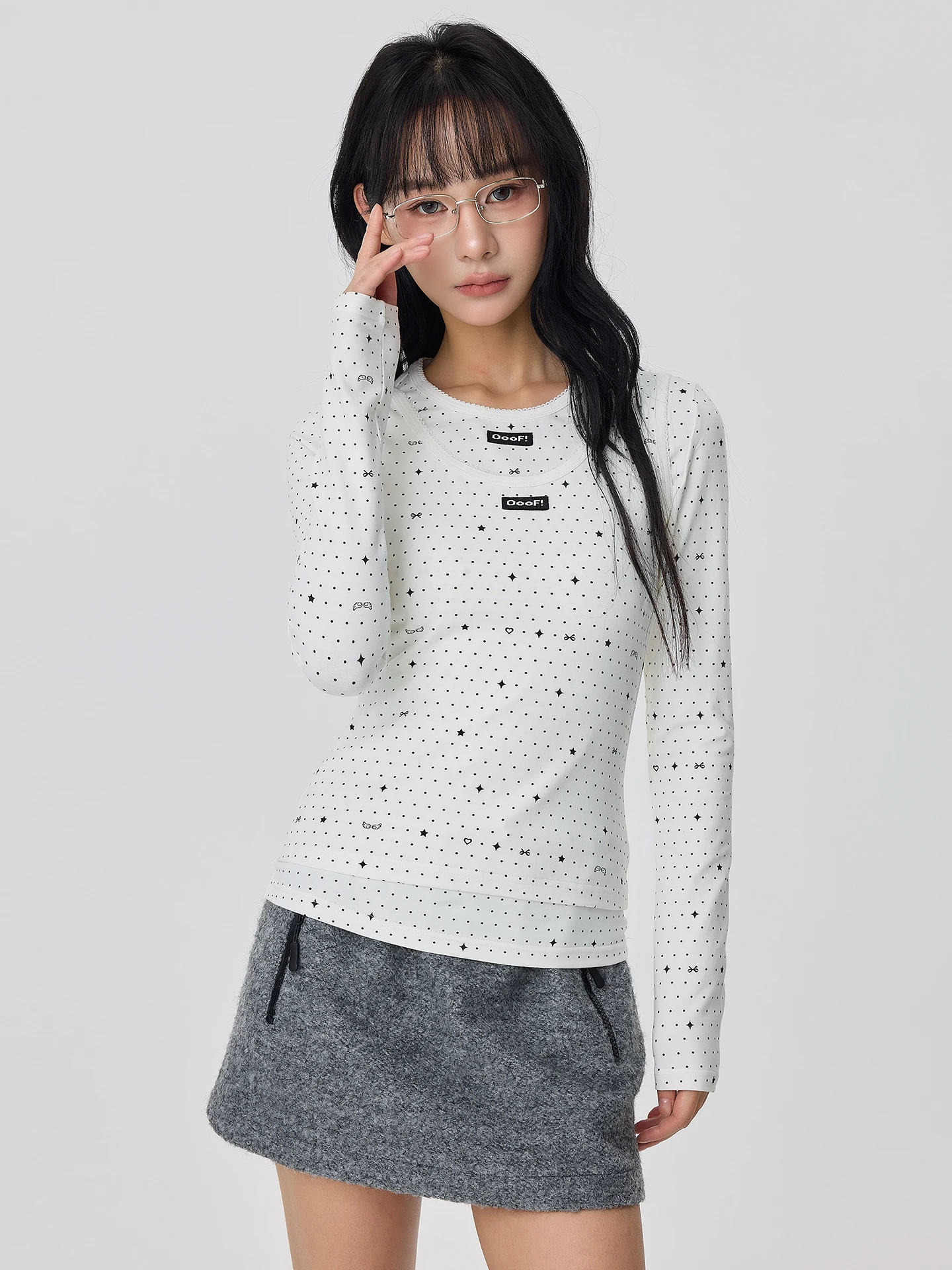 Белая хлопковая облегающая базовая футболка OoofYang для женщин, комплект из двух предметов с принтом звезд, повседневная, с длинным рукавом
Белая хлопковая облегающая базовая футболка OoofYang для женщин, комплект из двух предметов с принтом звезд, повседневная, с длинным рукавом