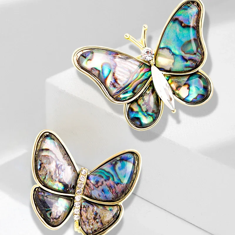 1 x Niche Fresh Rhinestone Butterfly Design Ladies Brooch,Suit Coat Jewelry Clothing Accessories Pins,Holiday Party Couple Gifts
1 x Niche Fresh Rhinestone Butterfly Design Ladies Brooch,Suit Coat Jewelry Clothing Accessories Pins,Holiday Party Couple Gifts