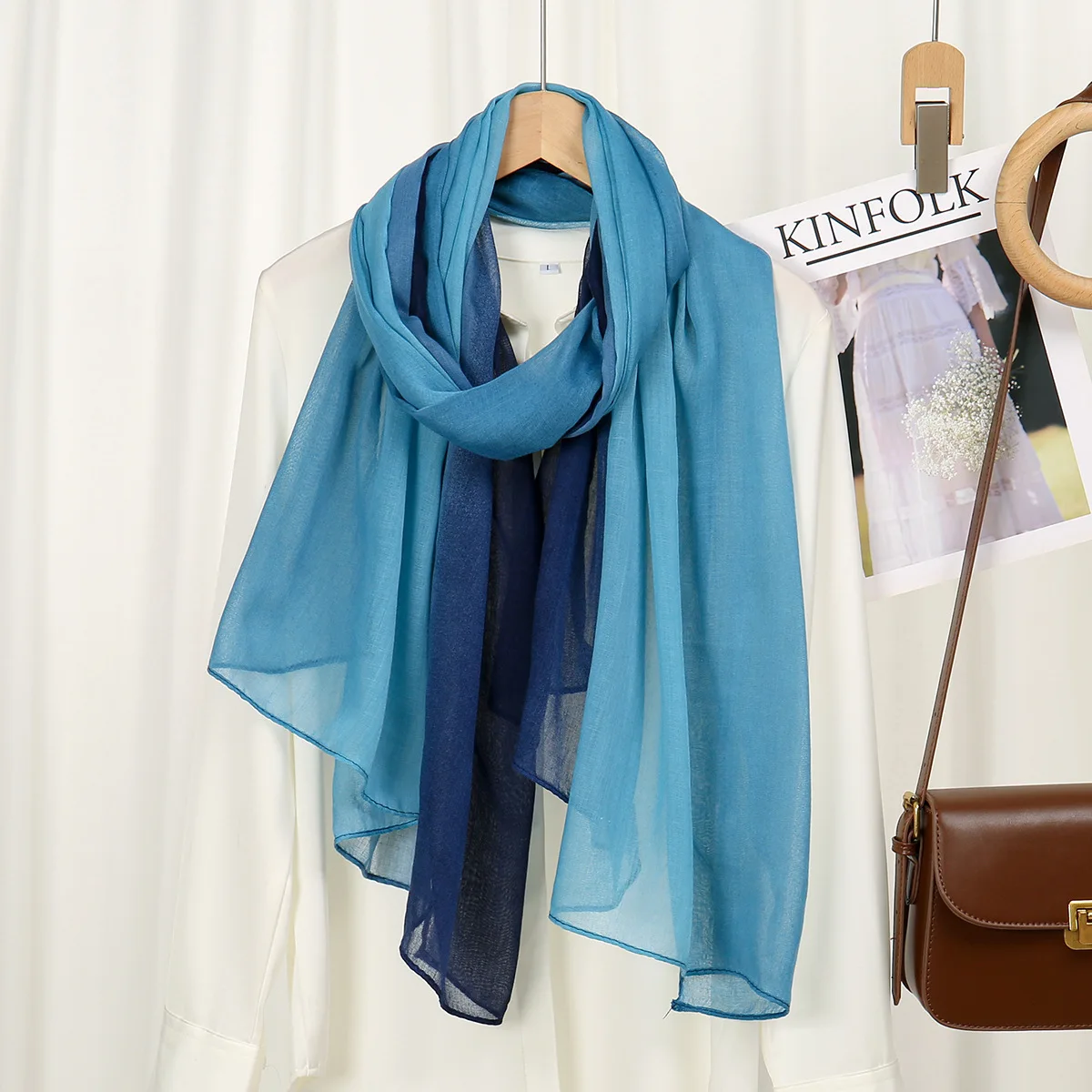 Новый градиентный длинный шарф, шаль, мусульманский хиджаб, женский исламский палантин, шарфы, тюрбан, банданы, повязка на голову, Bufanda, платок, Turbante Mujer
Новый градиентный длинный шарф, шаль, мусульманский хиджаб, женский исламский палантин, шарфы, тюрбан, банданы, повязка на голову, Bufanda, платок, Turbante Mujer