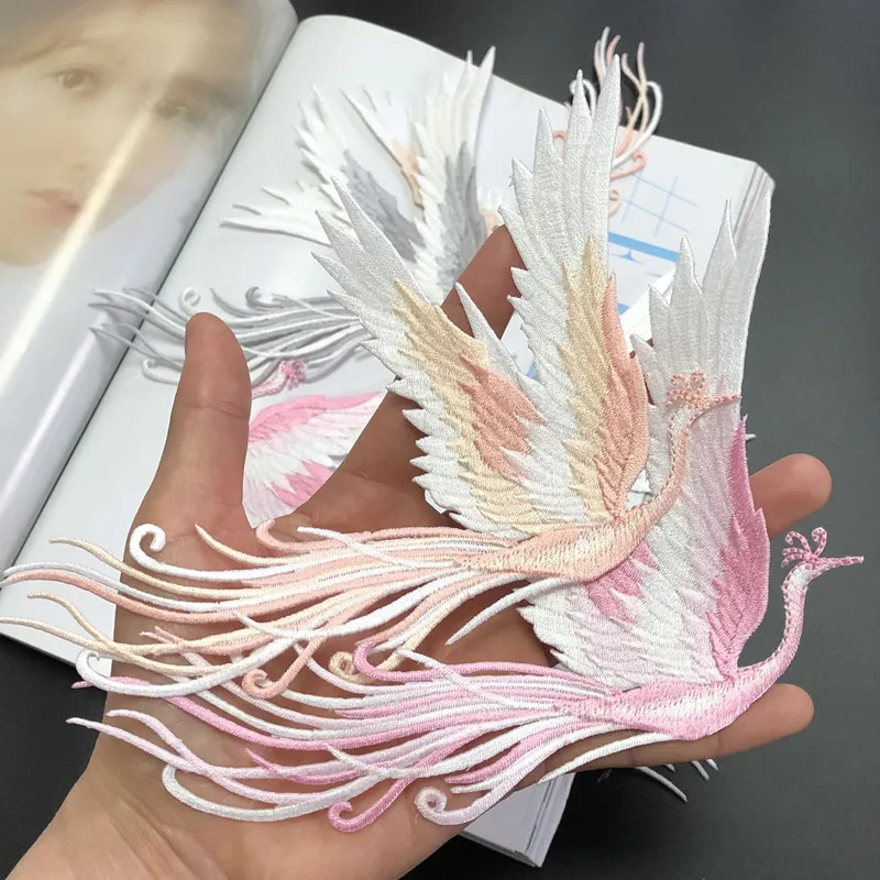 Китай Феникс вышивка одинаковые пары патчей утюг на Hanfu Cheongsam ремонт отверстий для одежды DIY ремесло пары
Китай Феникс вышивка одинаковые пары патчей утюг на Hanfu Cheongsam ремонт отверстий для одежды DIY ремесло пары